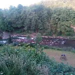 招待所 Borgaza 亚列姆切